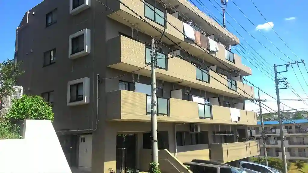ドミルシャテロ 外観