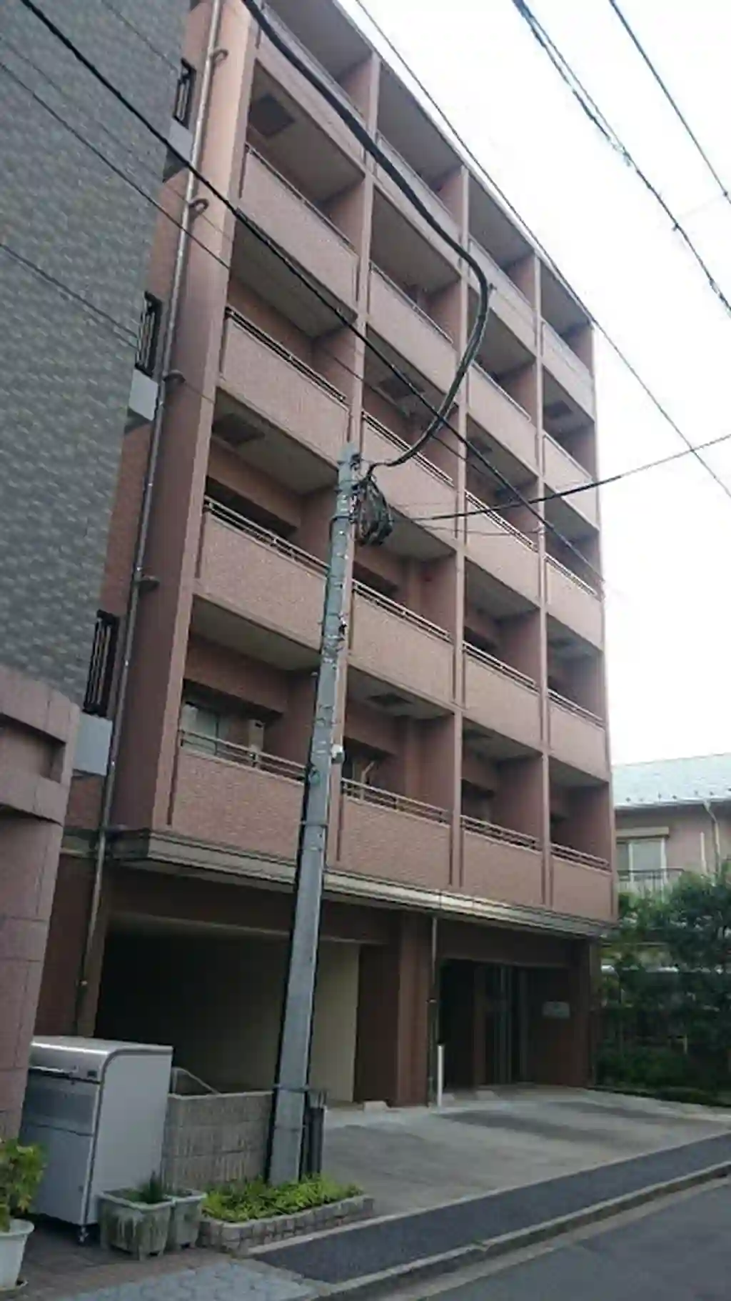 アークツルス 外観