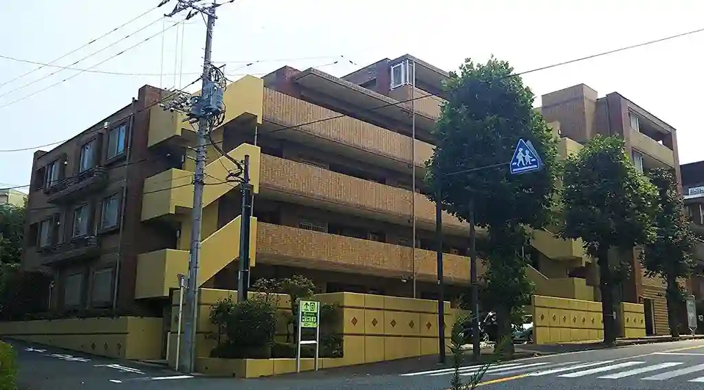 スターロワイヤル生田ヒルサイドテラス 外観