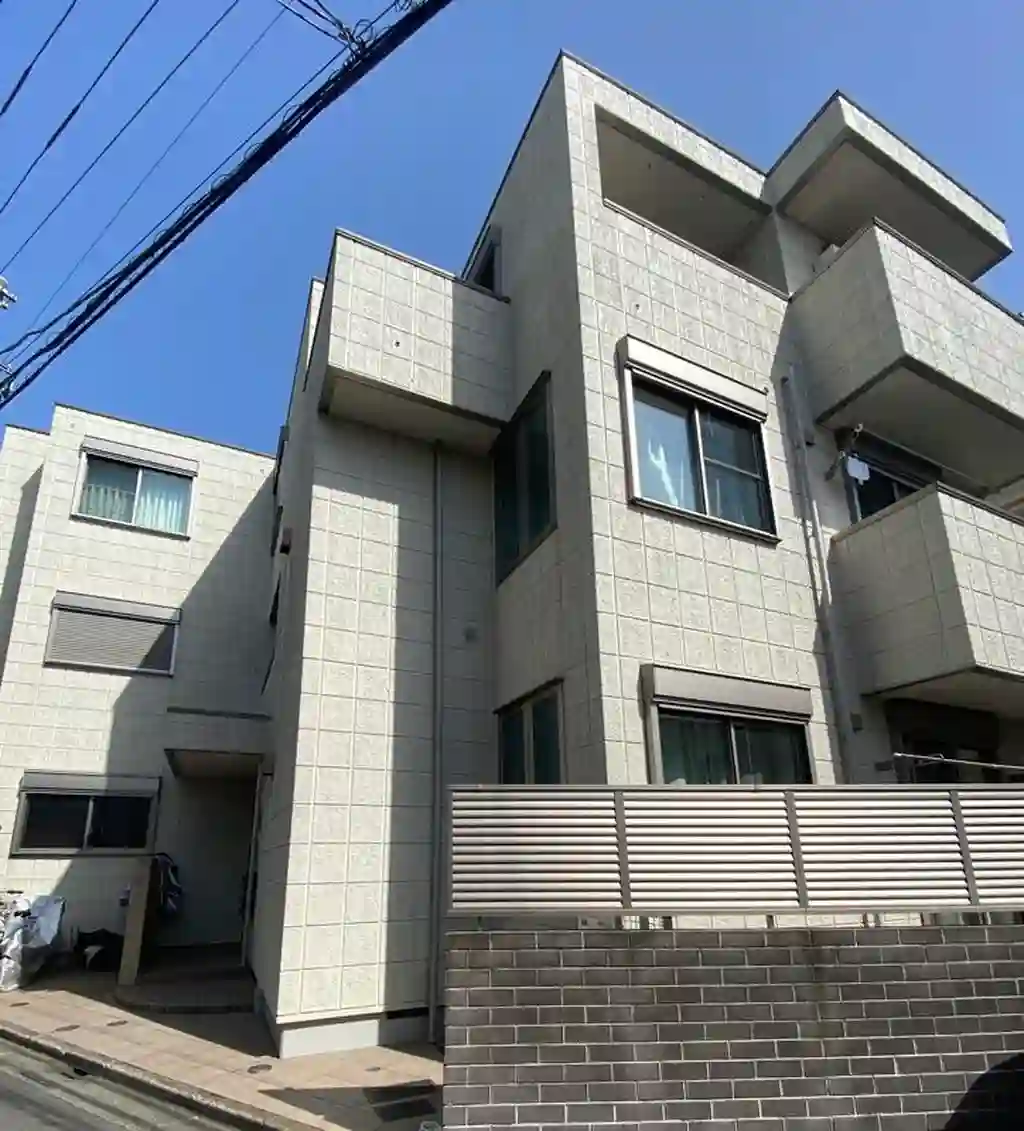 カーエム 外観