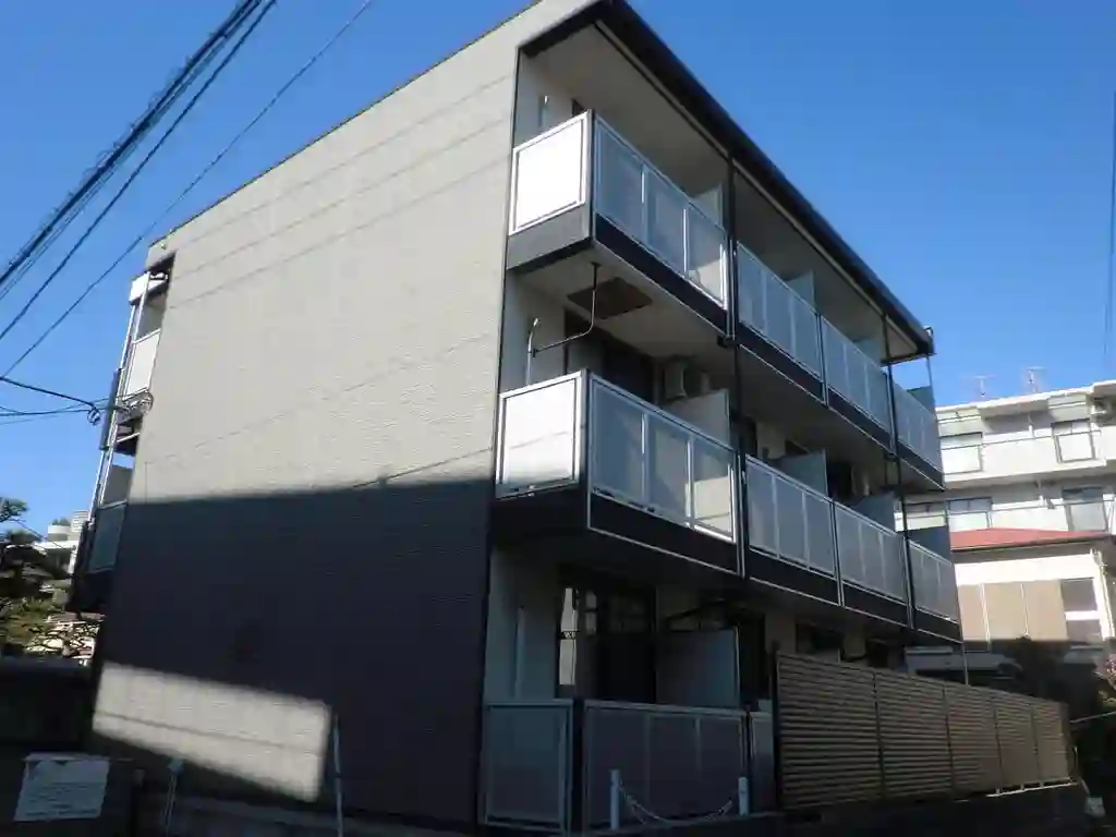 レオパレス湘南 外観