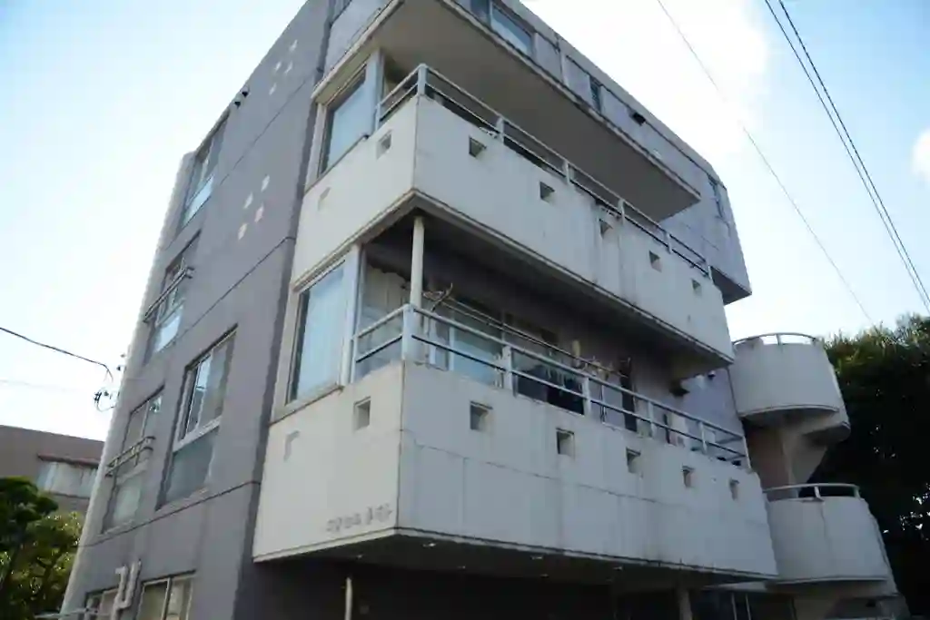 エクセルネモト 外観
