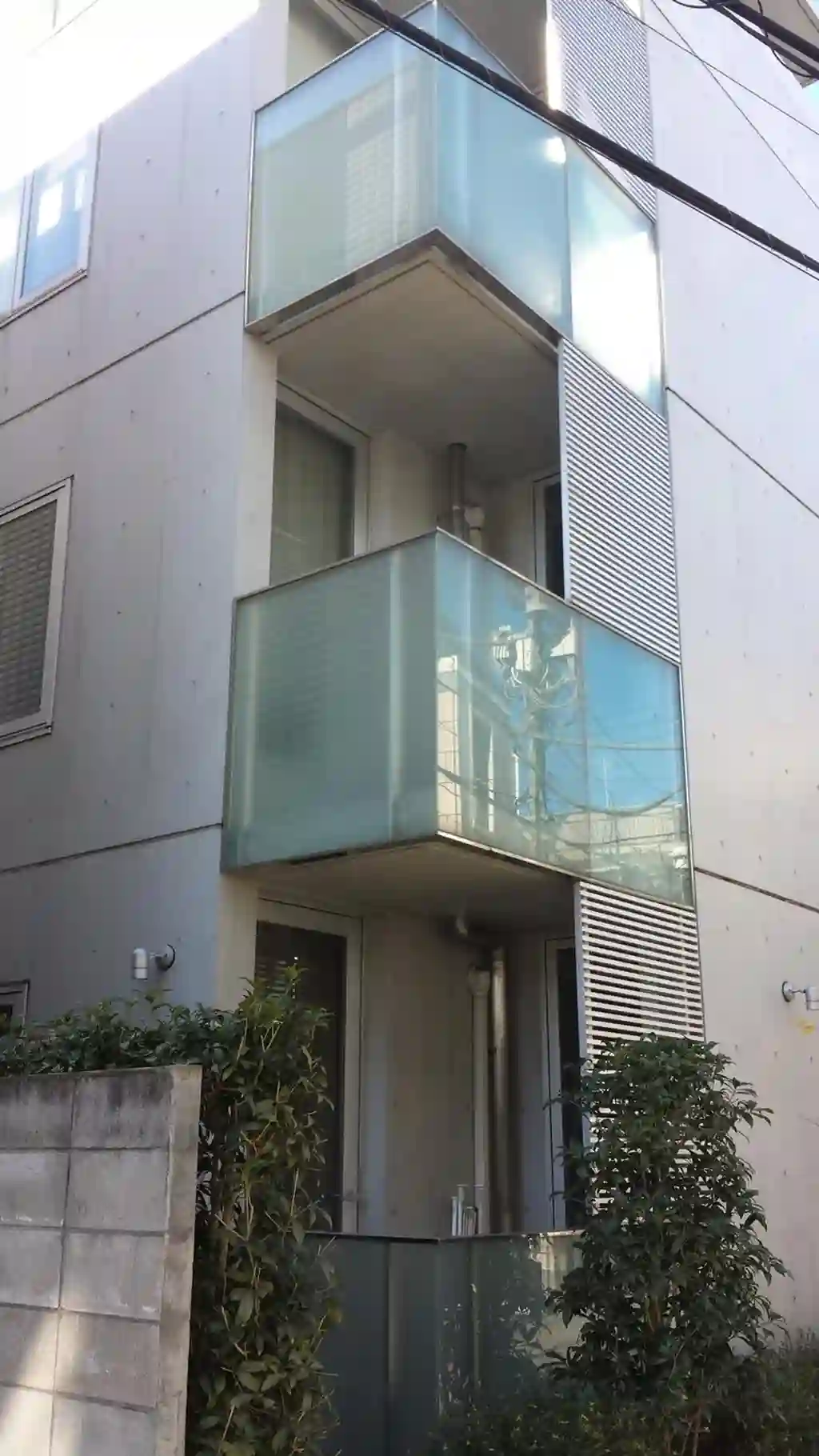 シモーネ 外観