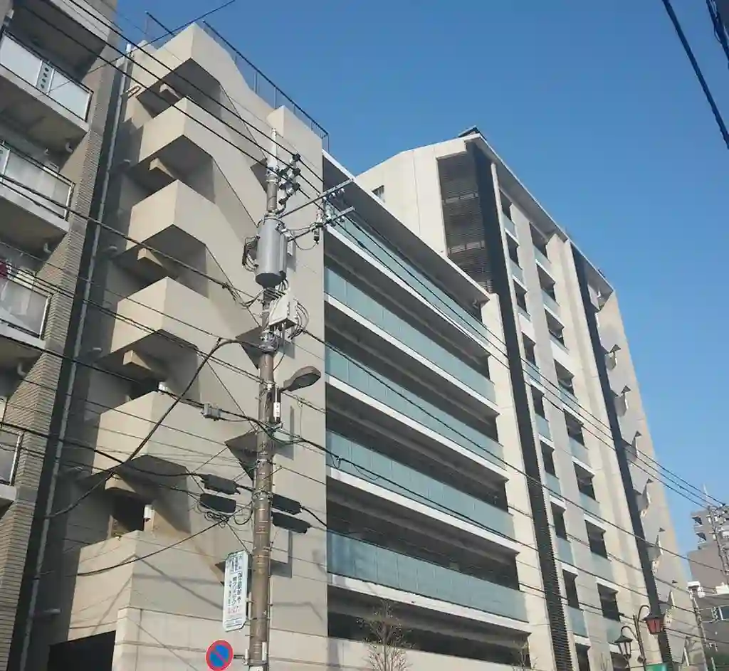 ブランズ国立 外観