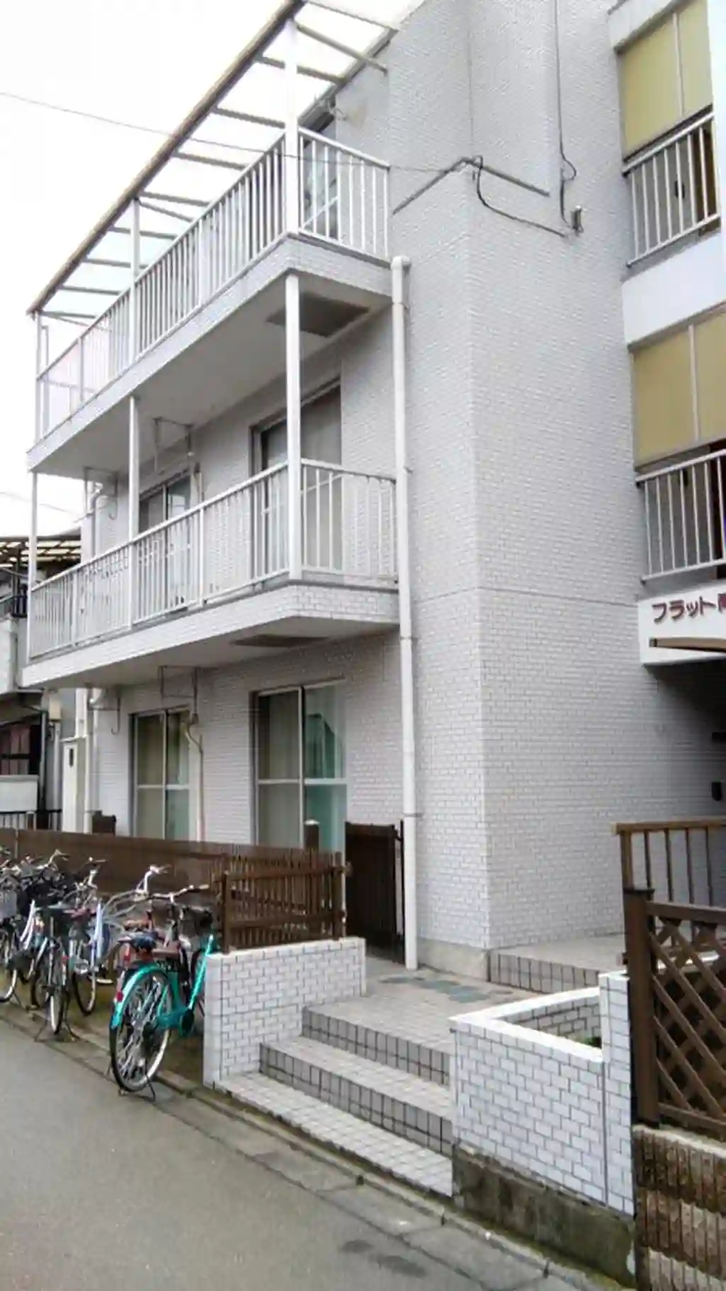 フラット南台 外観
