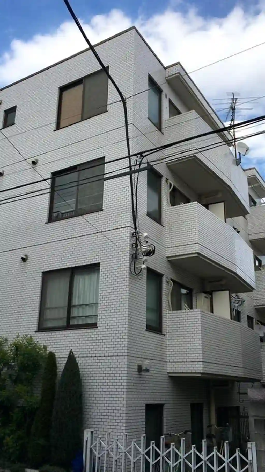 ファミール五本木 外観