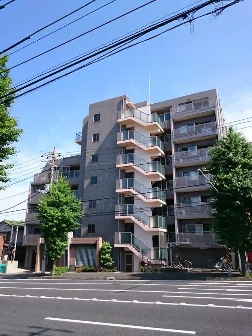ルシオン洋光台 外観