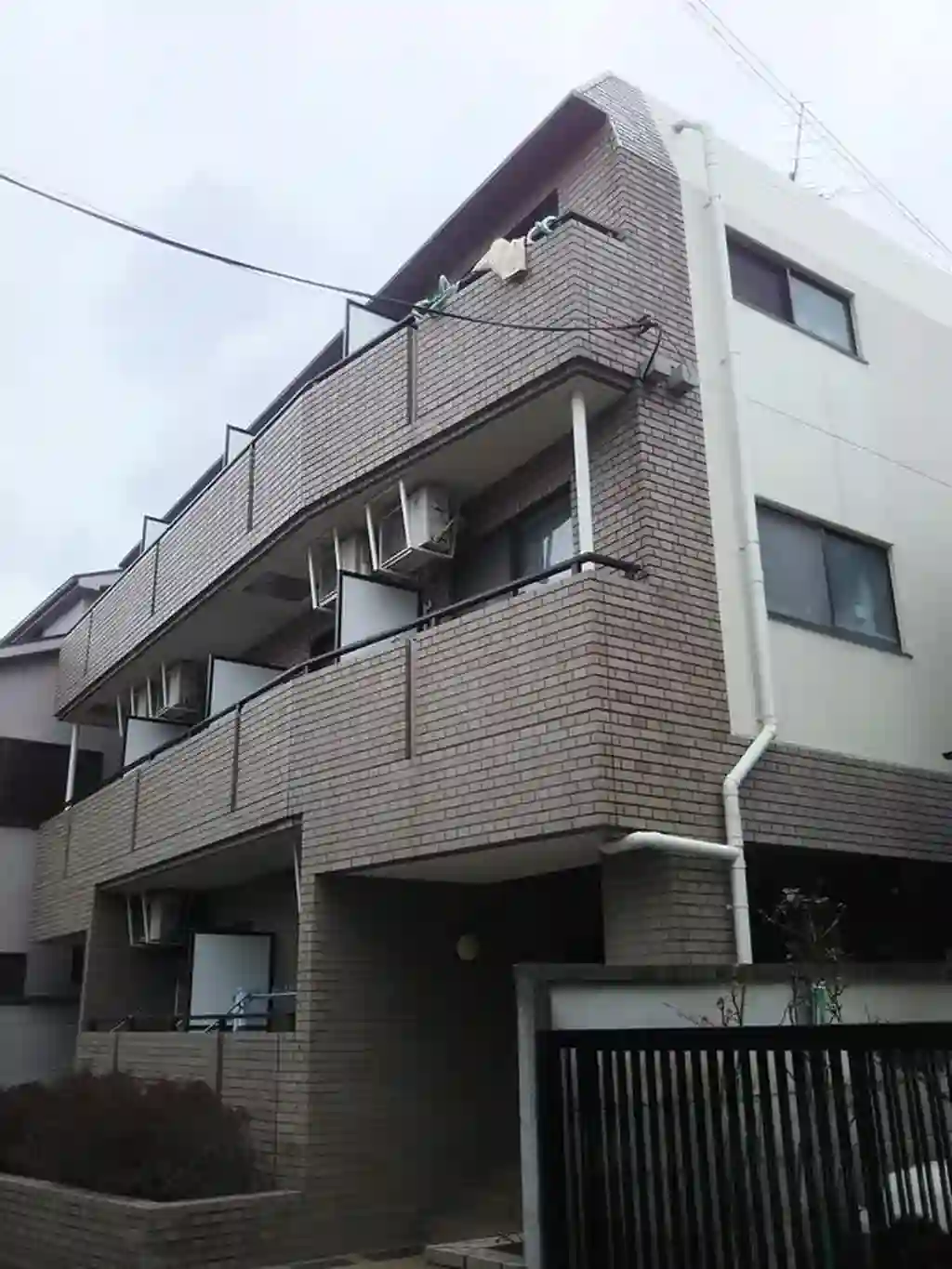 メゾンクレハ南台 外観