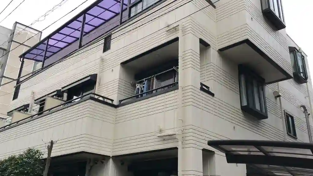 ブエナスエルテ 外観