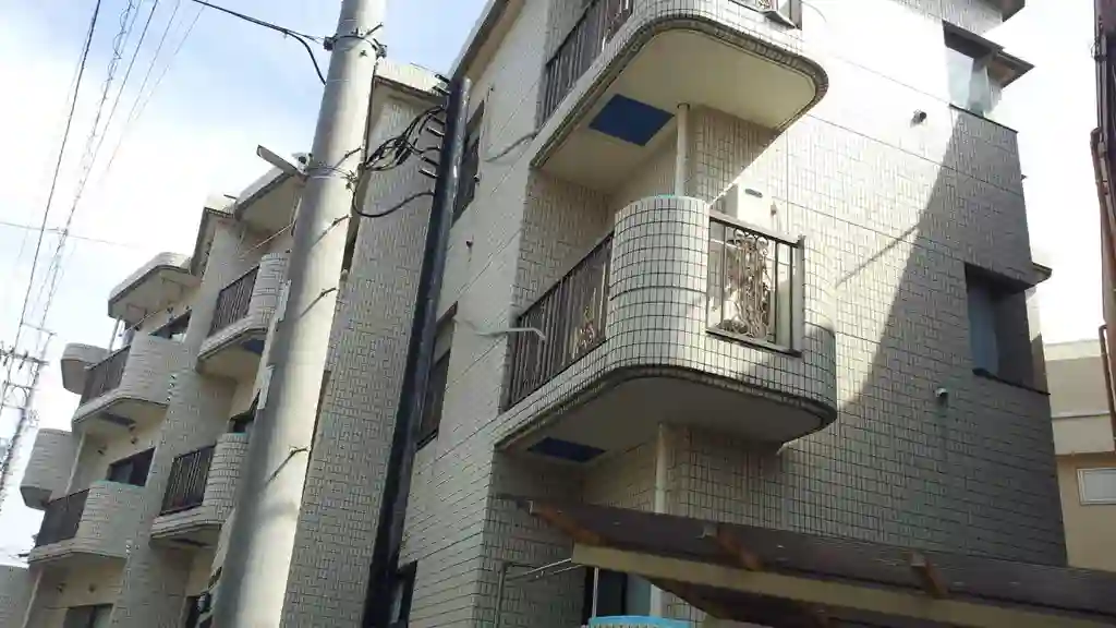 レフォール多摩 外観