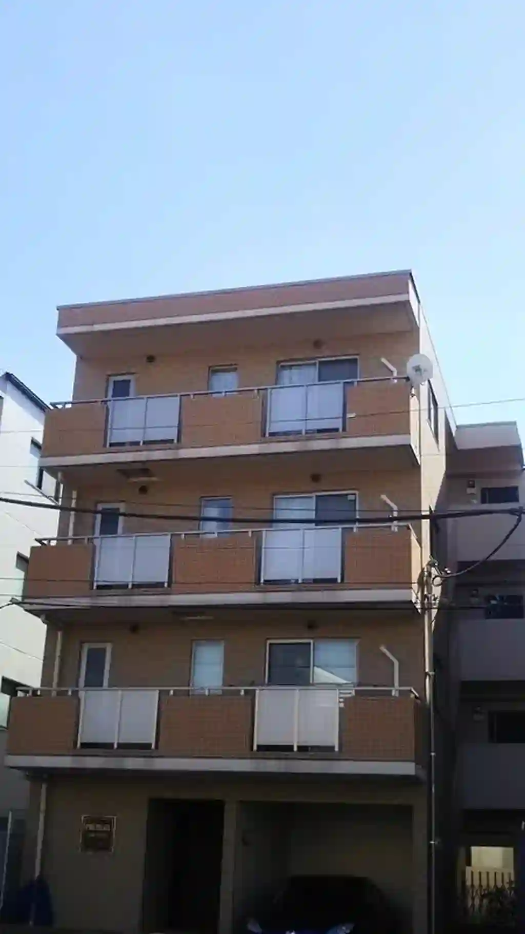 パインパレス上高田 外観