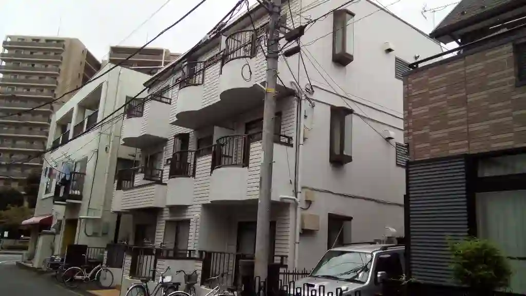 ロイヤルハイネス 外観