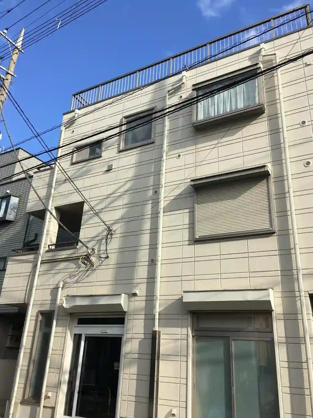 エスコート中里 外観