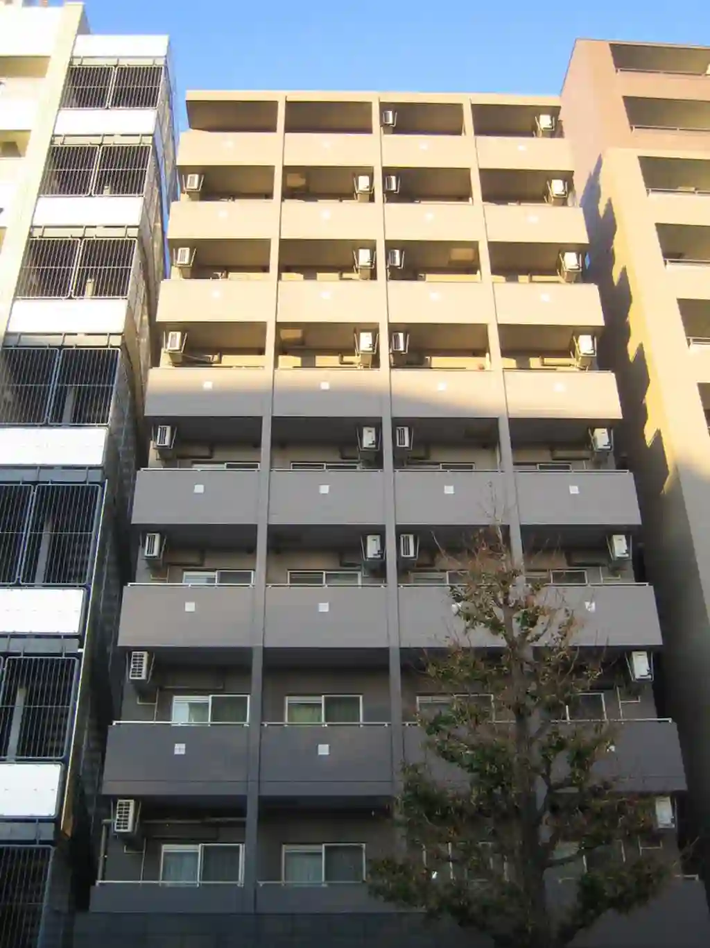 横浜コーヨー八番館 外観