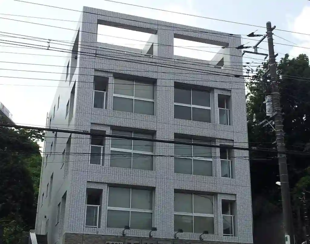 リ・エスト 外観