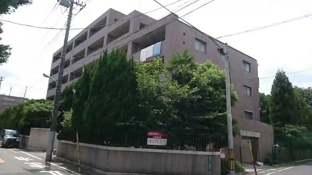フォレストコート 外観