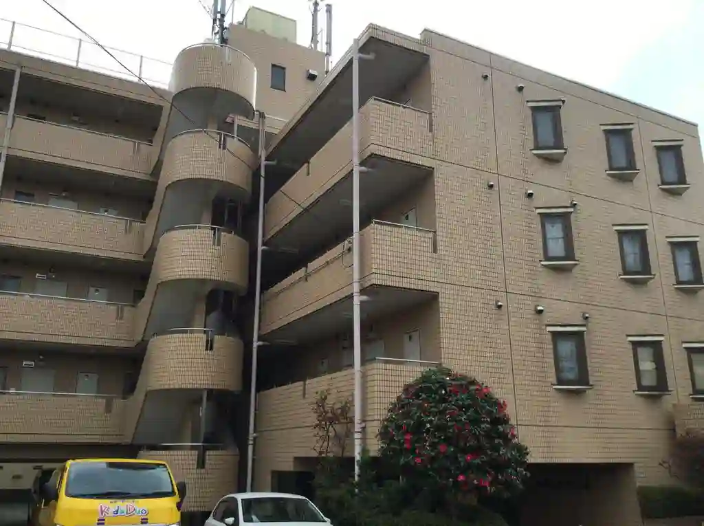 エクセレンス秋山 外観