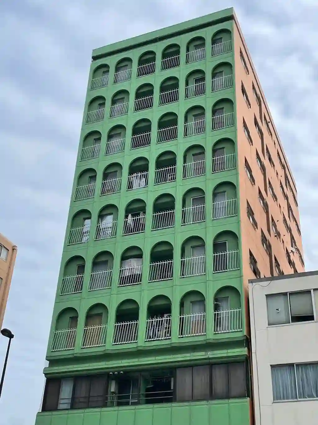 ヴィラロイヤル 外観