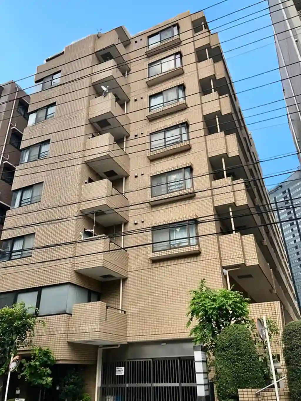 ロイヤルシャトー川崎 外観