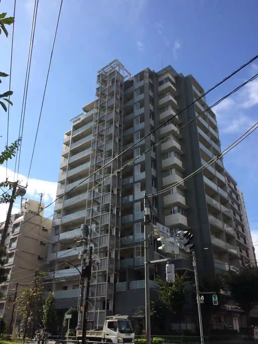 actyカミイケブクロ 外観
