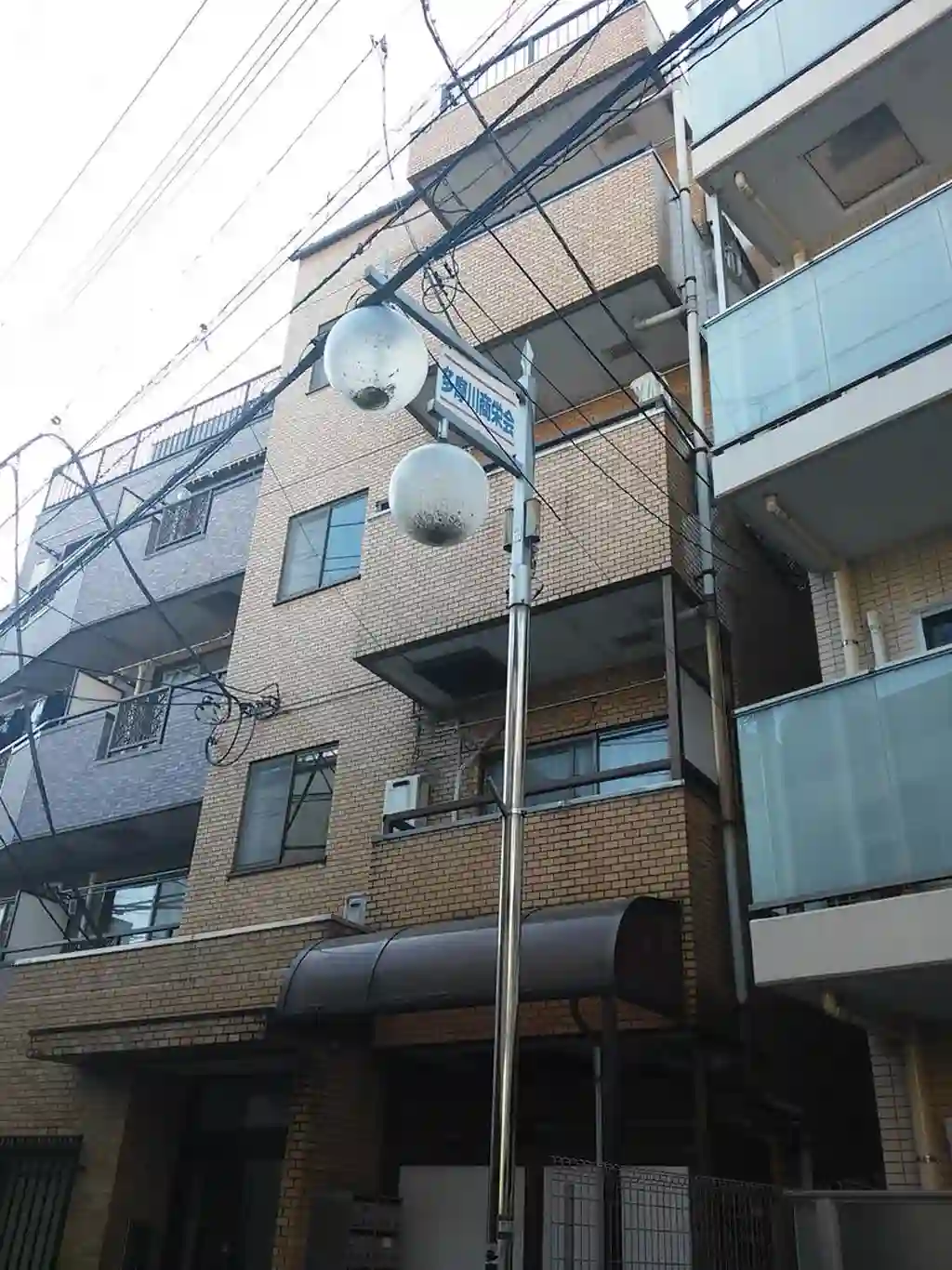 セブンシーズ調布 外観