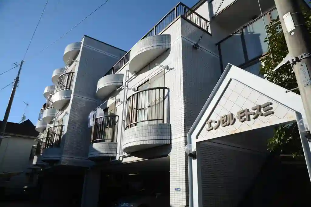 エンゼルモトスミ 外観