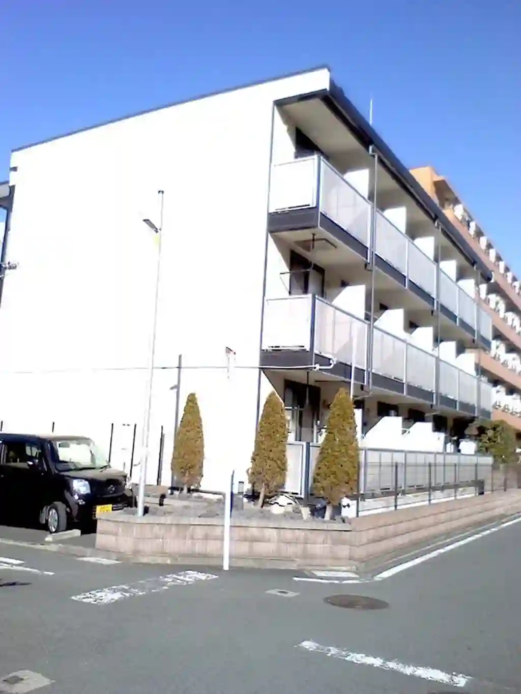 レオパレス南台 外観