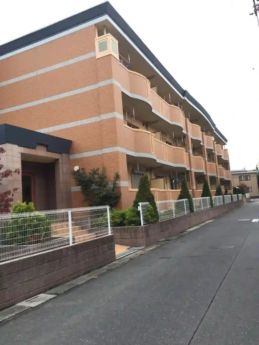リズセンティアA 外観