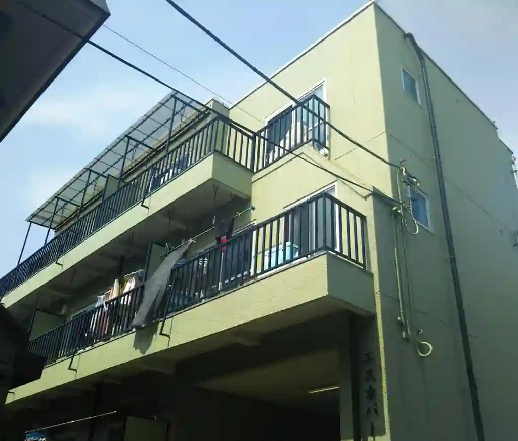 エスカパード 外観