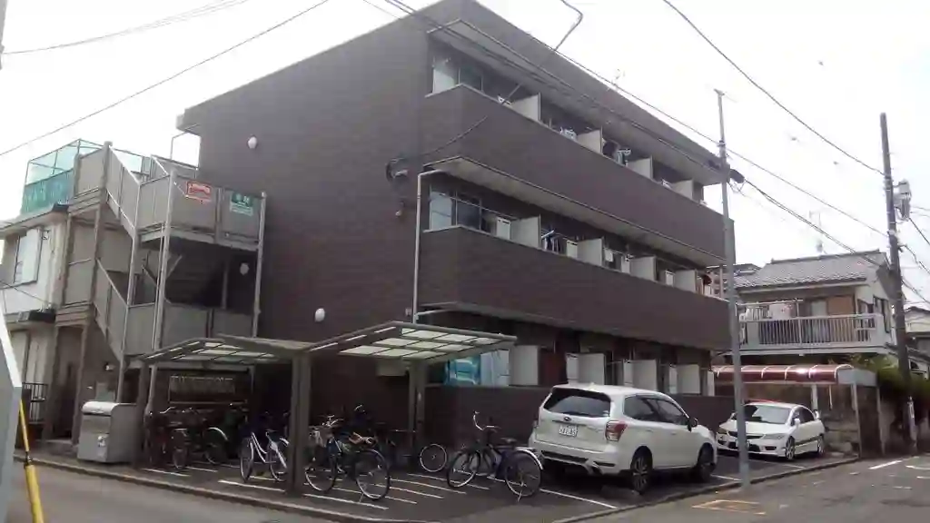 セレーナ・K 外観