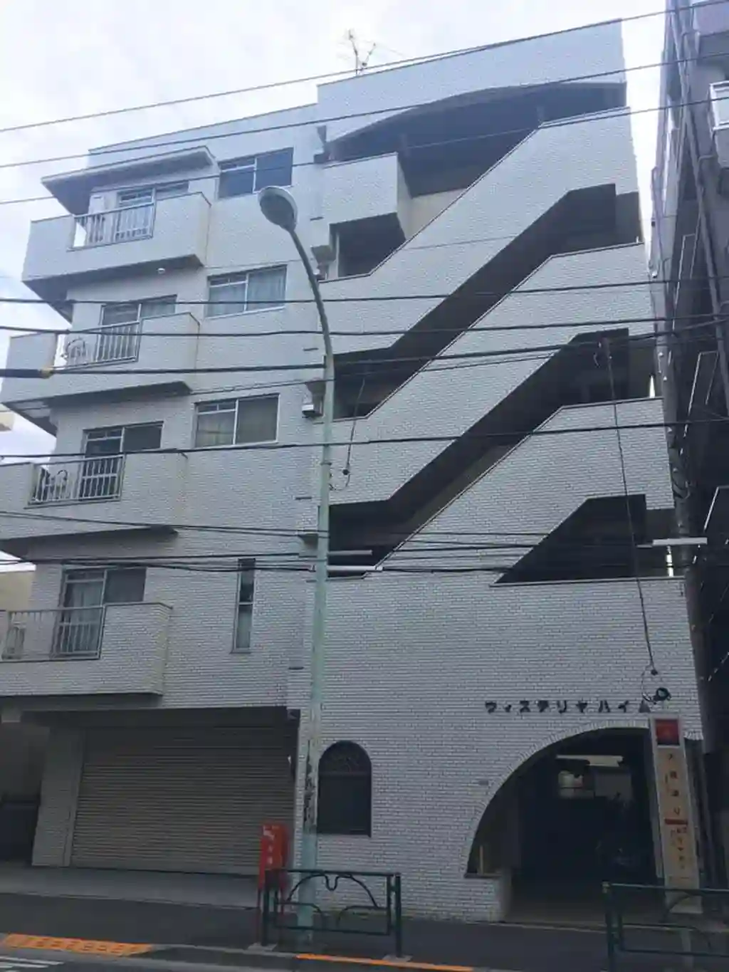 ウィステリヤハイム 外観