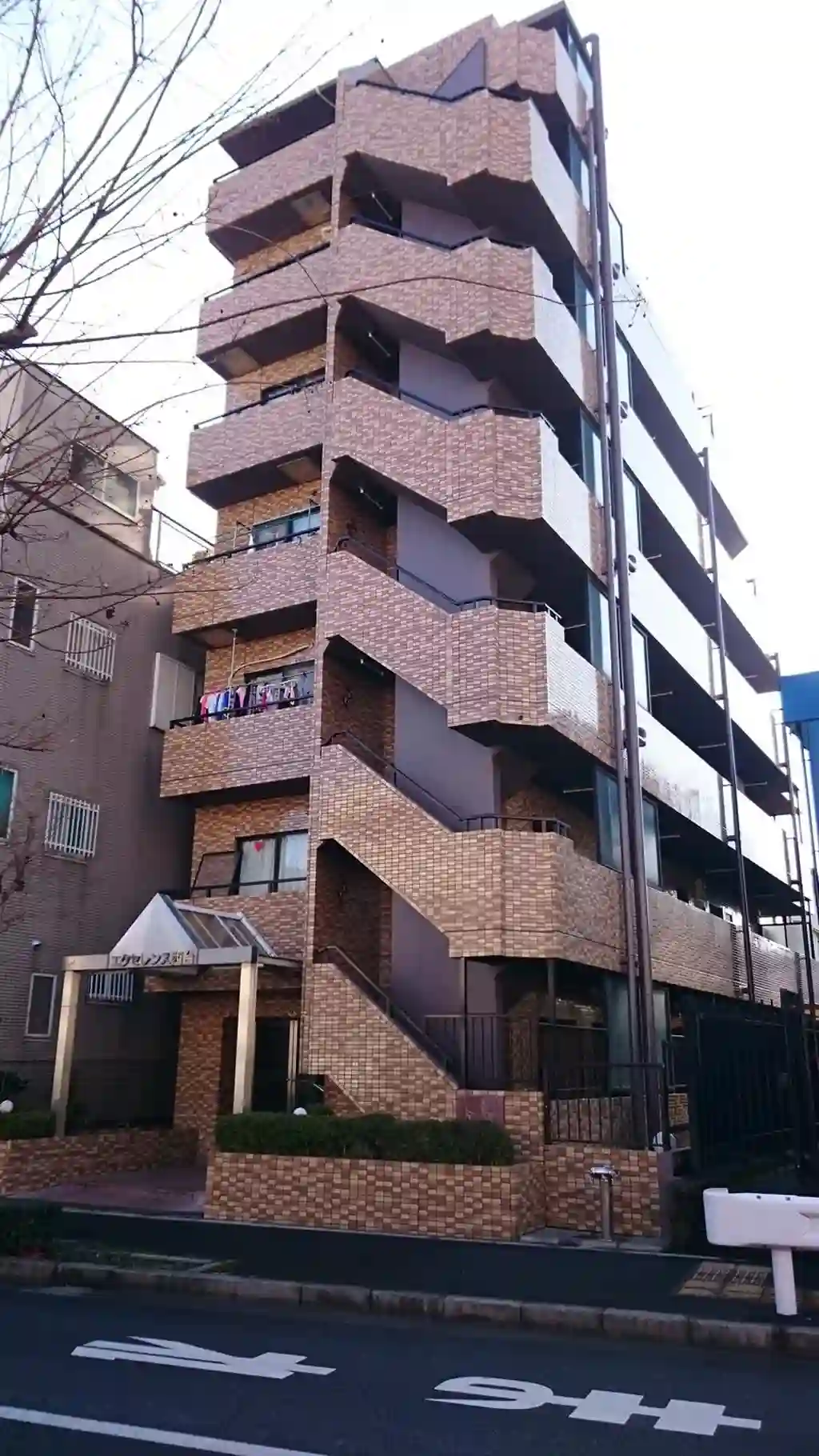 エクセレンス西台 外観