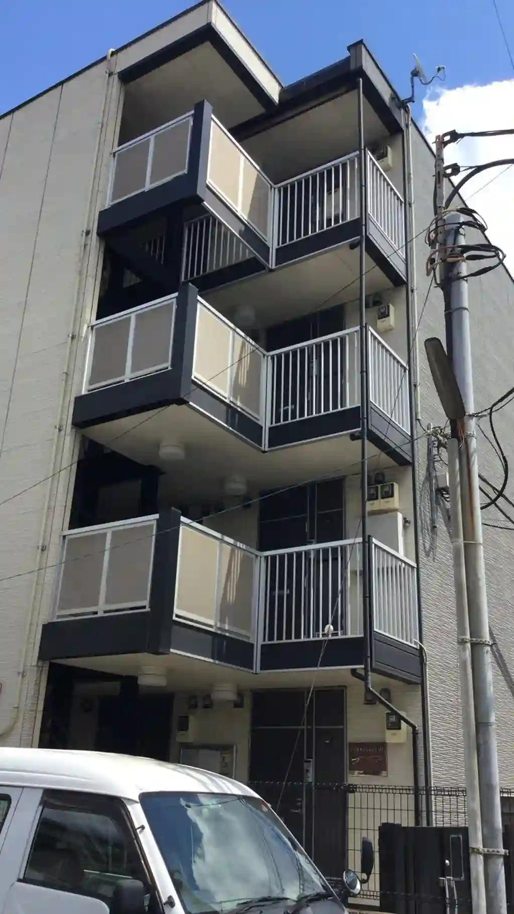 レオパレスメローネVII 外観