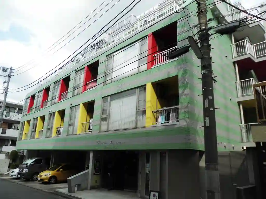 シンシア三軒茶屋 Residence Cafe 外観