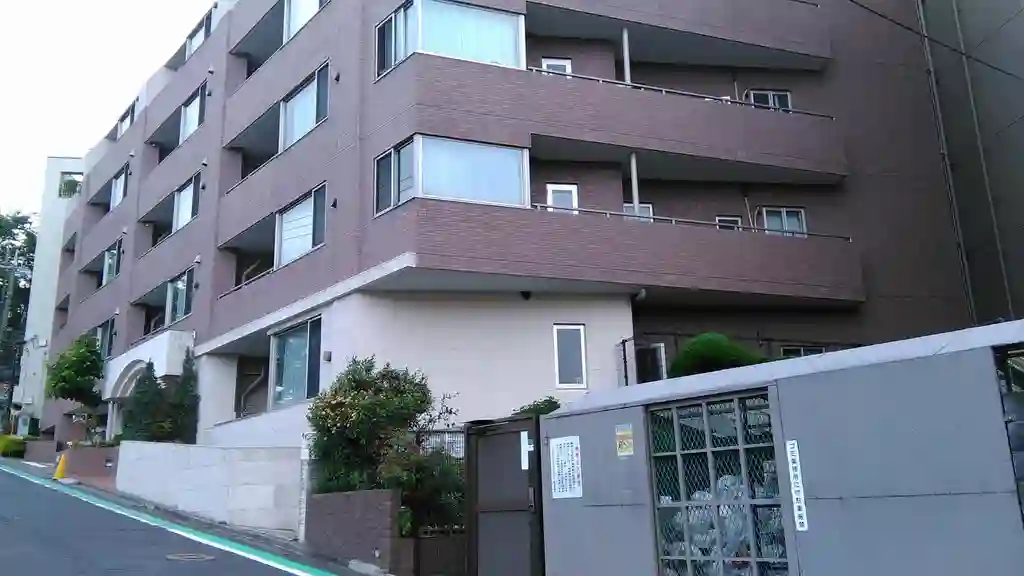 プレシャスヒルズたまプラーザ 外観