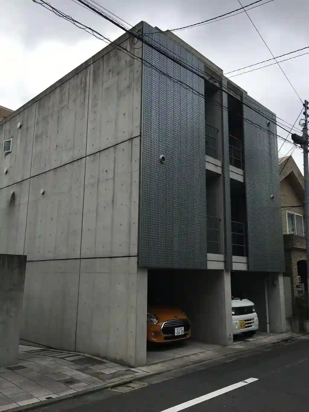 STEPS鷹番 外観