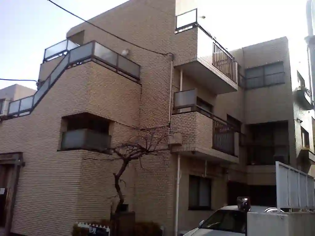 シュベルニィ東林間 外観