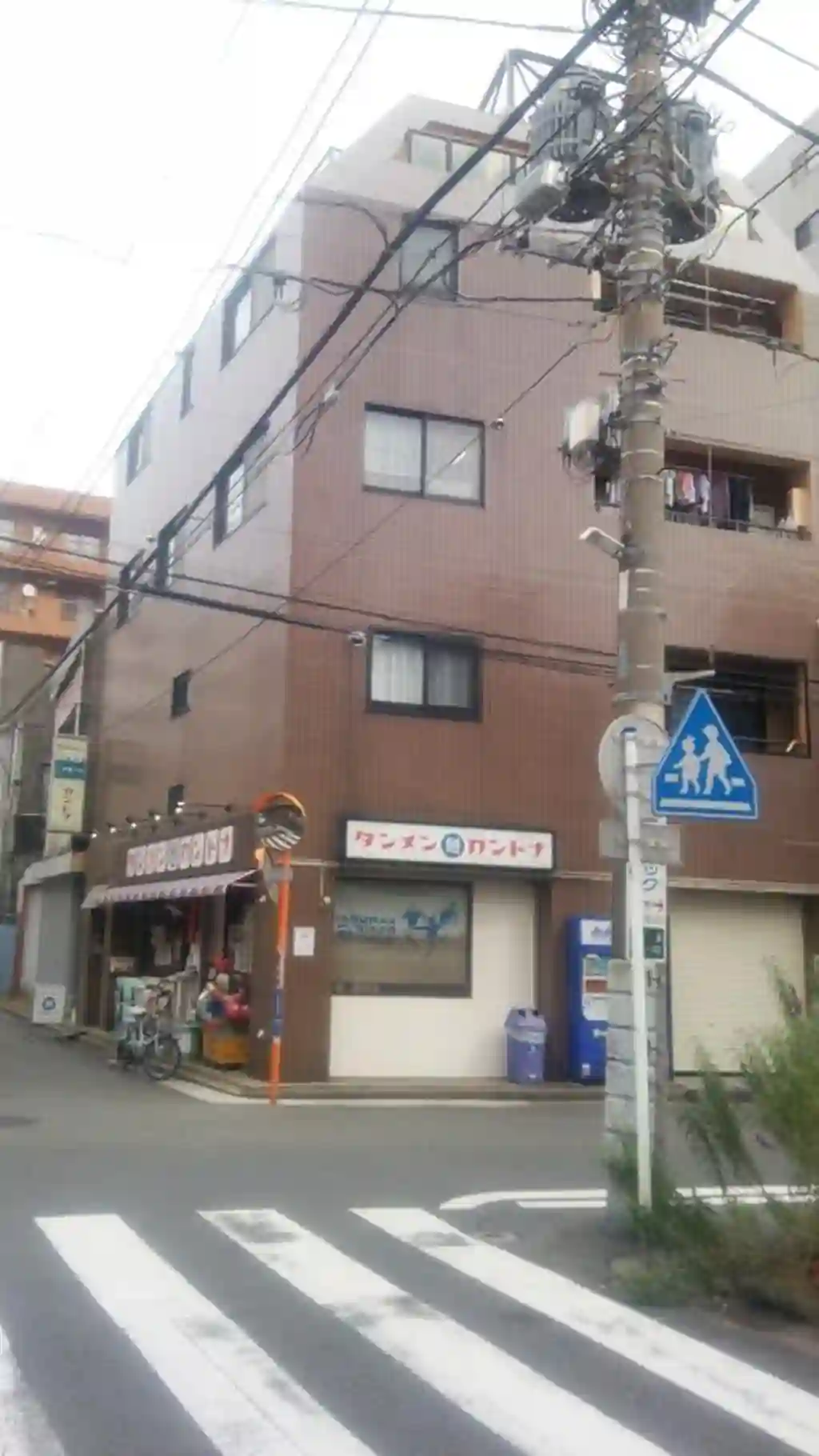 くえーるビル 外観
