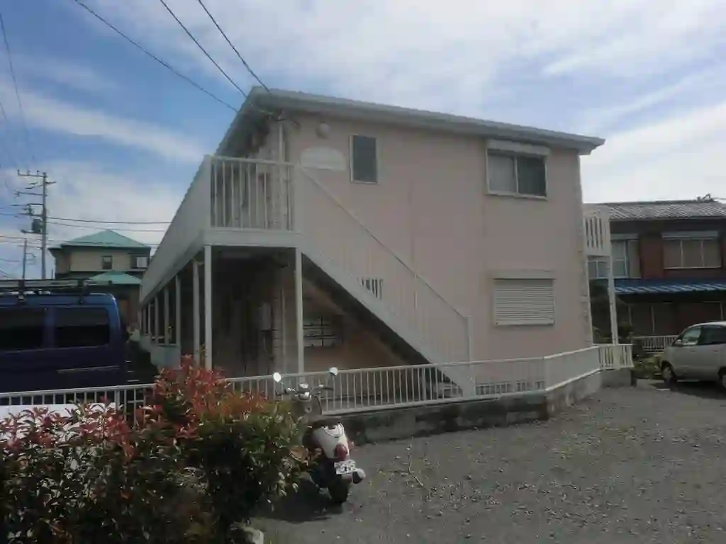 YRヒルズ湘南B 外観
