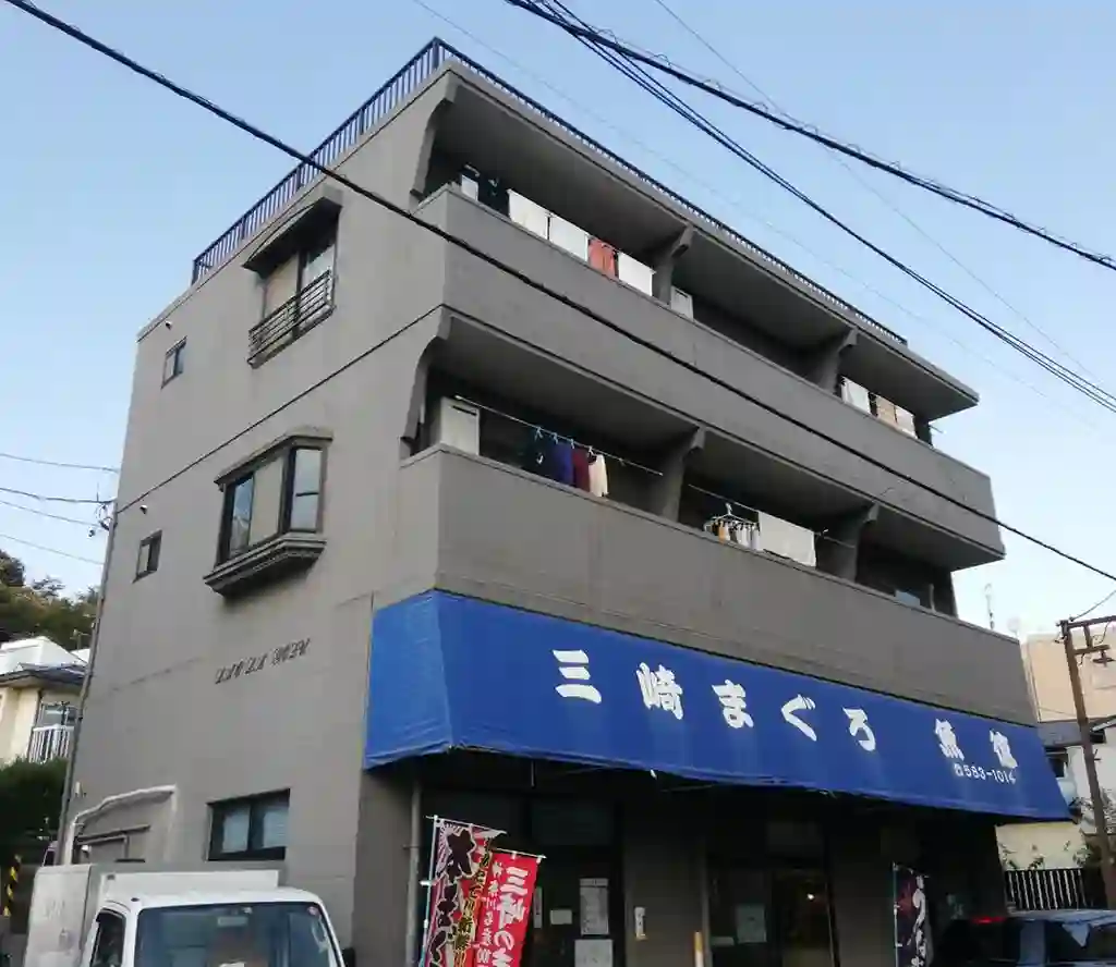 ラオラゴズ 外観