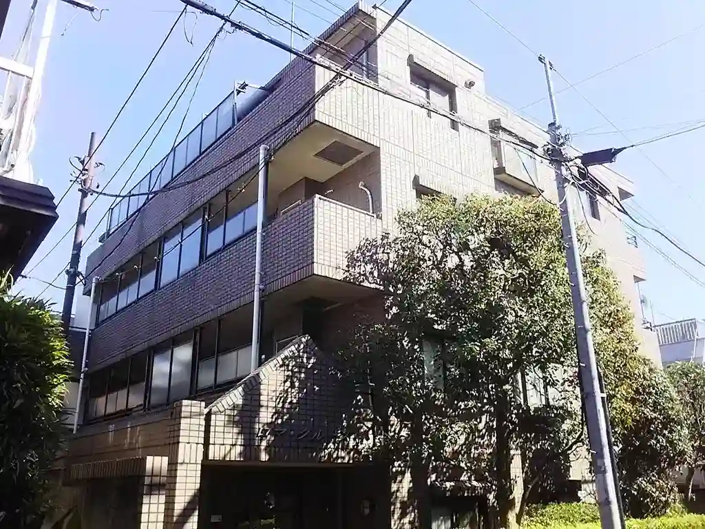 ロマクルース 外観