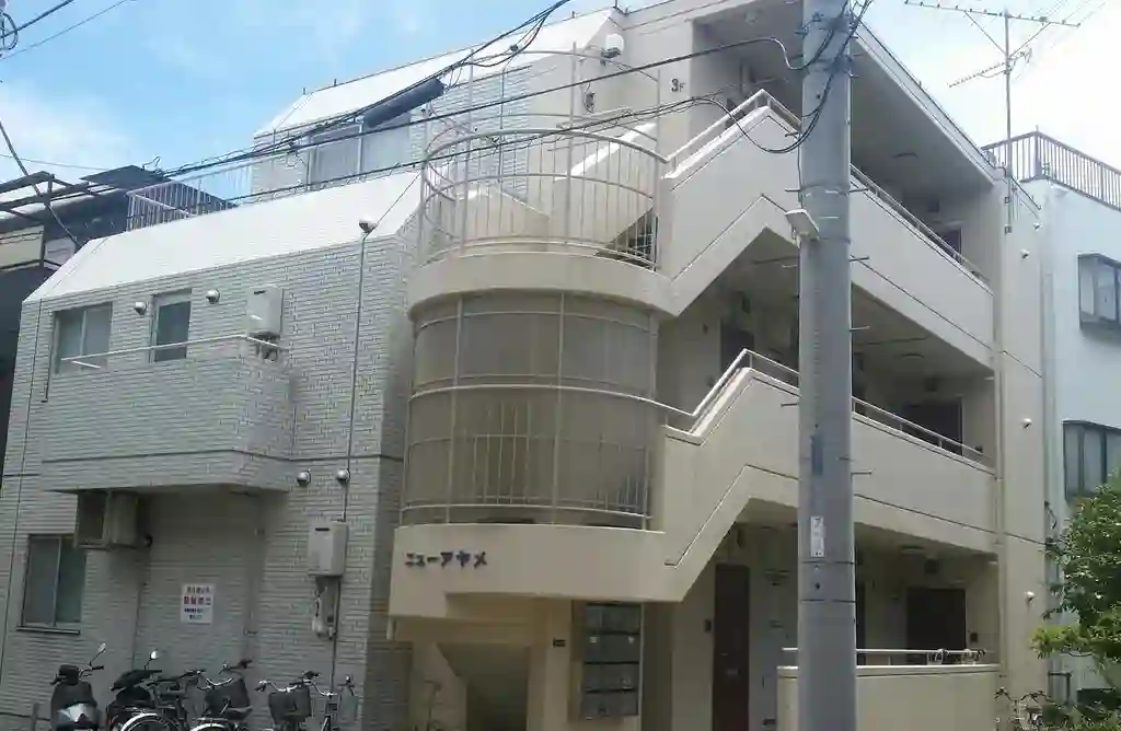 ニューアヤメ 外観