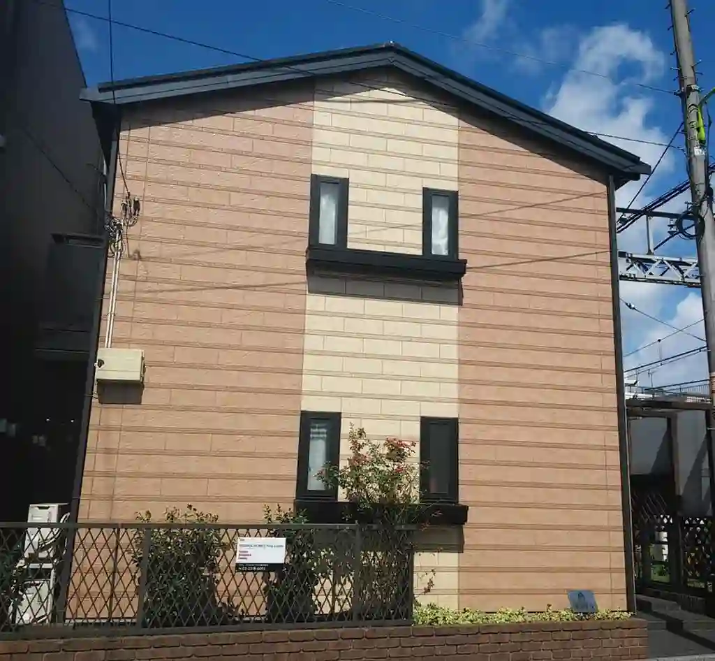 デメテル 外観