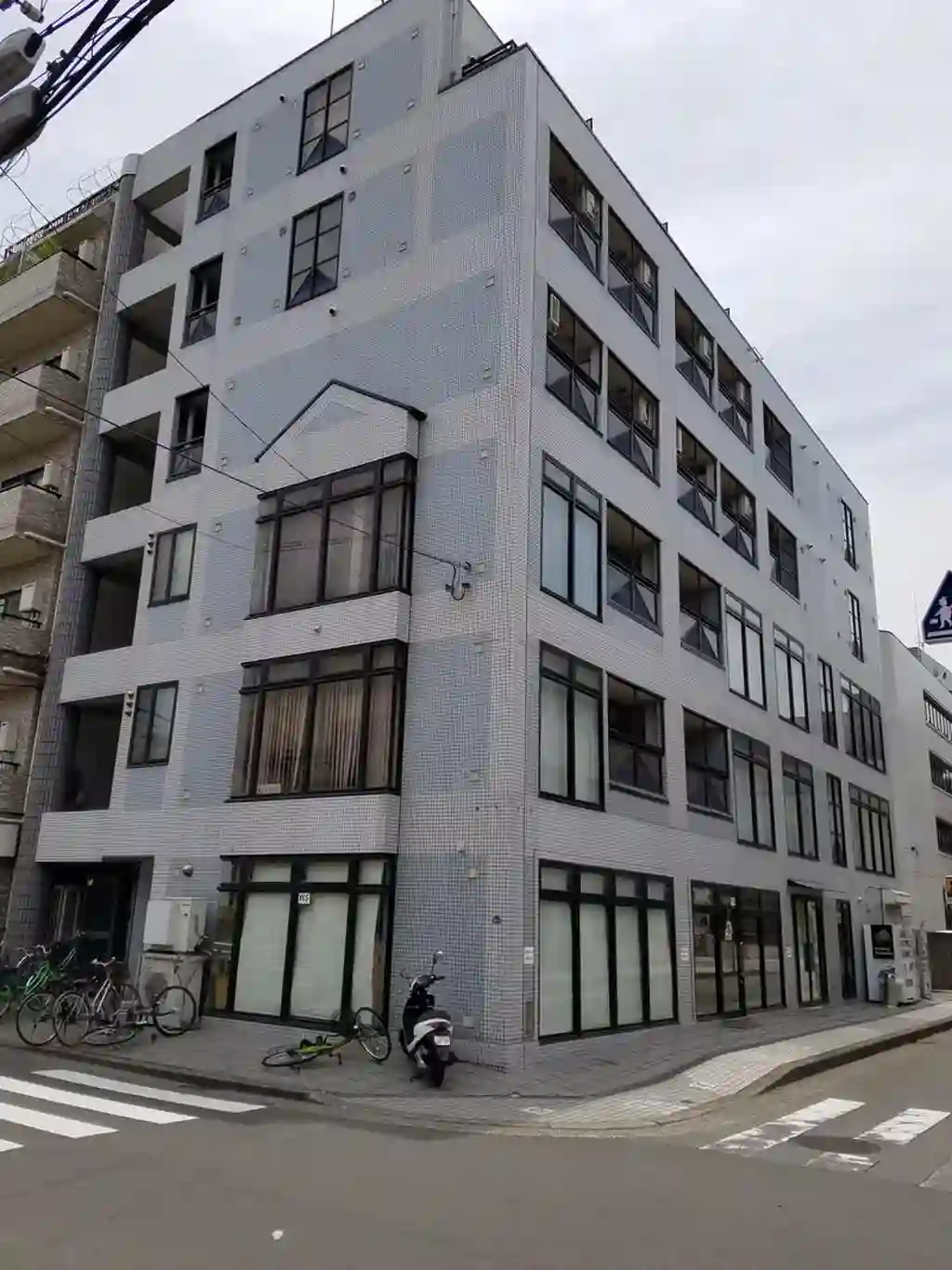 リエス鶴見 外観