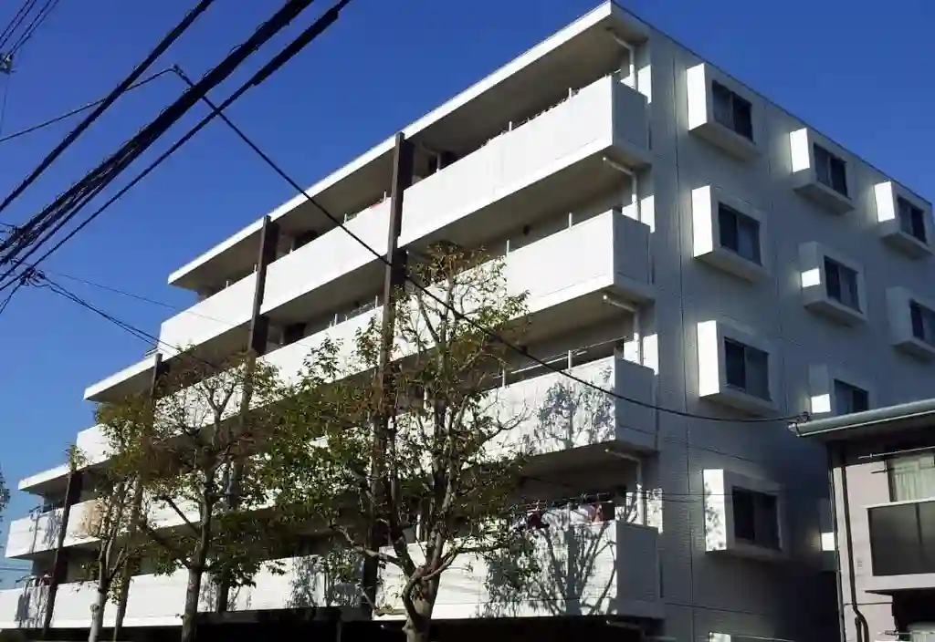 サングレイス十日市場 外観