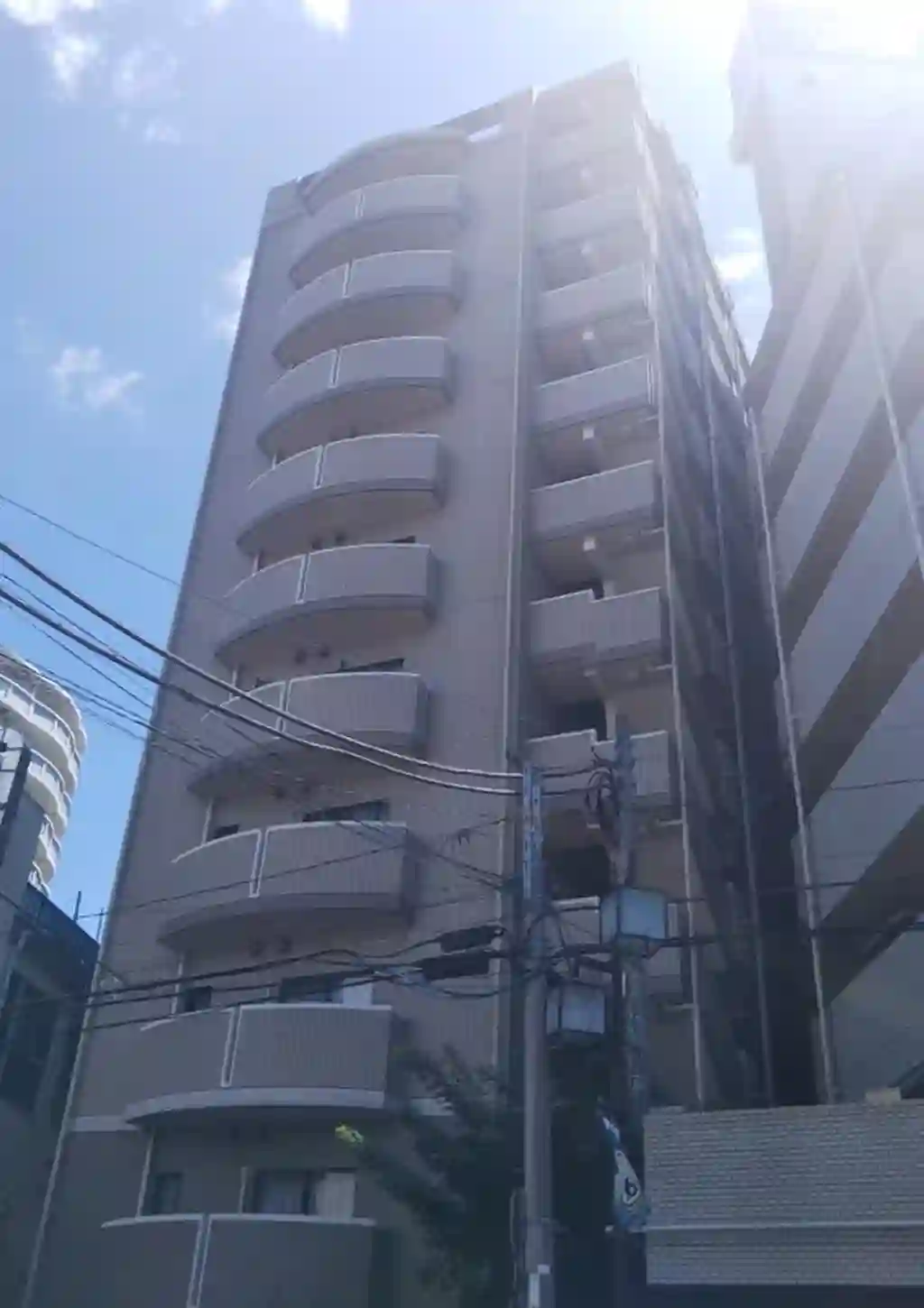 アール・ケープラザ平間駅前 外観