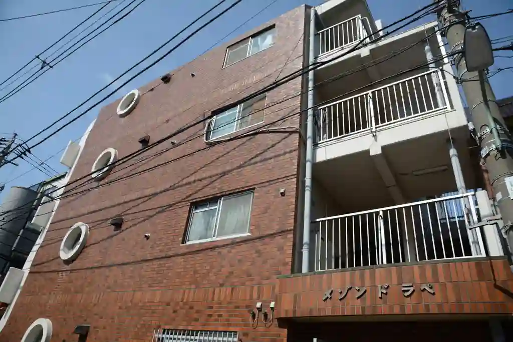 メゾンドラペ 外観