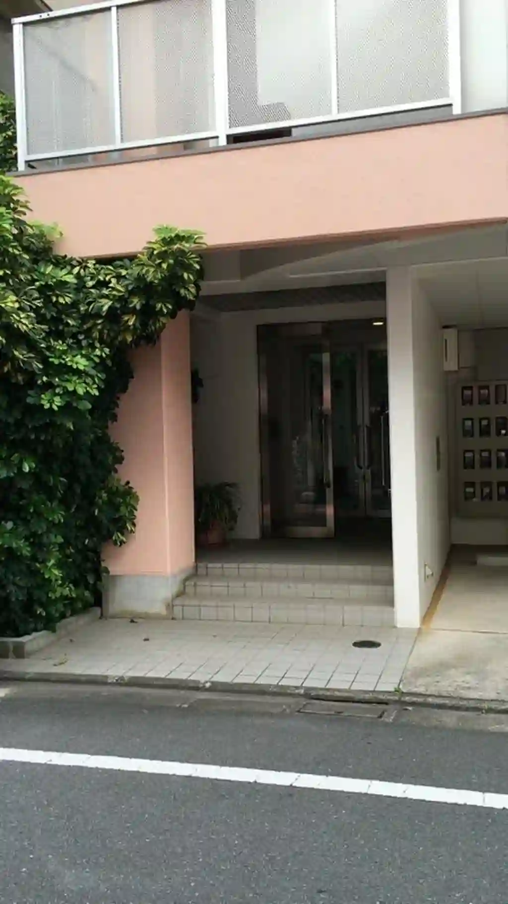 ウエストコート 外観
