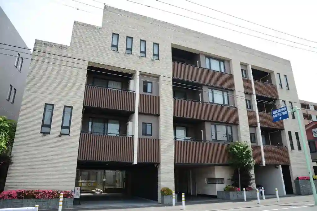 アデニウム洗足池オートクチュールテラス 外観