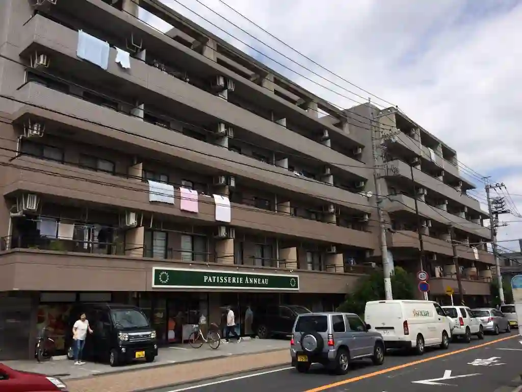 ア・ボートルサンテ東館 外観